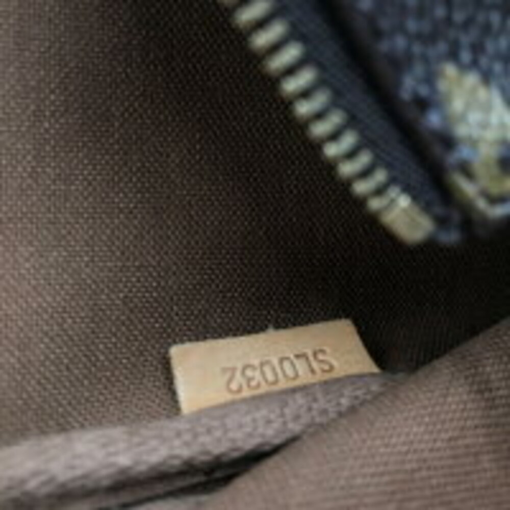 Louis Vuitton Accessory Monogram - image 9